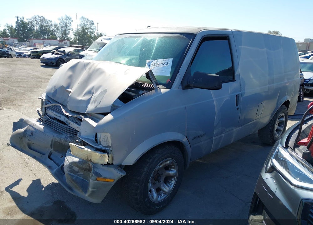 1999 CHEVROLET ASTRO VIN: 1GCDM19W4XB182058
