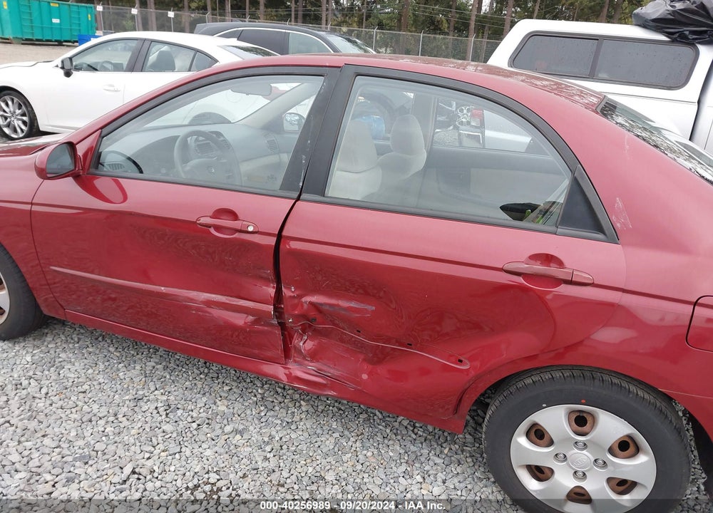 2004 KIA SPECTRA EX/LX VIN: KNAFE121145032940
