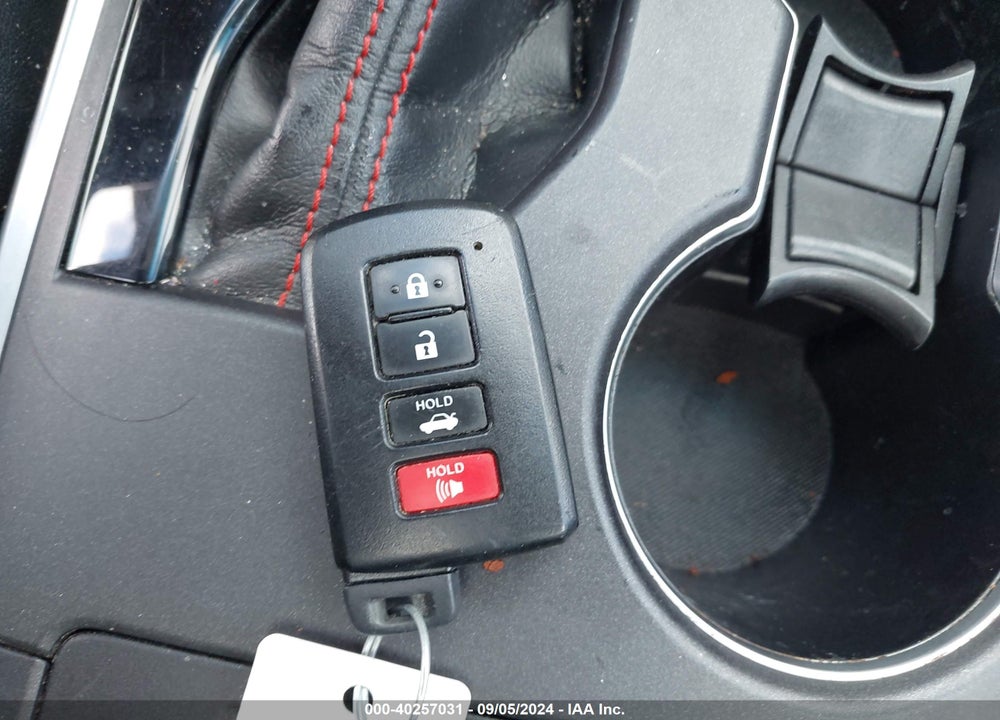 2015 TOYOTA CAMRY HYBRID SE VIN: 4T1BD1FK5FU162716