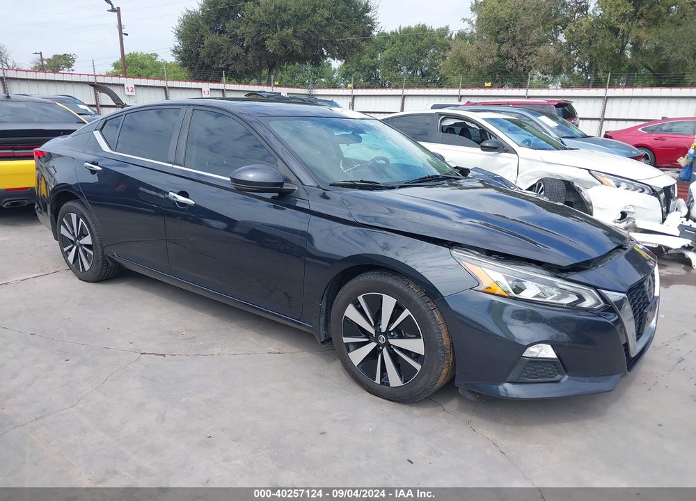 2021 NISSAN ALTIMA SV FWD VIN: 1N4BL4DV7MN311520