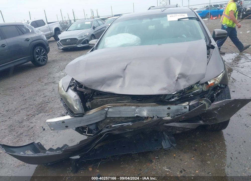 2014 HONDA CIVIC LX VIN: 19XFB2F54EE045539