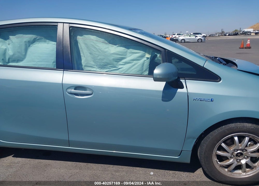 2017 TOYOTA PRIUS V FOUR VIN: JTDZN3EUXHJ063988