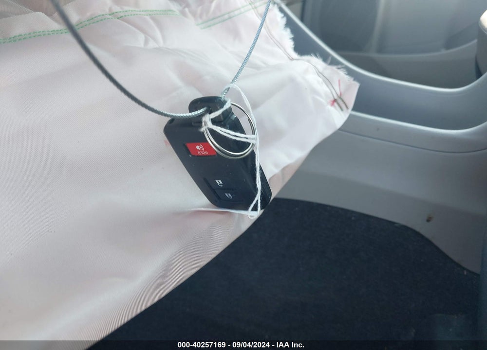 2017 TOYOTA PRIUS V FOUR VIN: JTDZN3EUXHJ063988