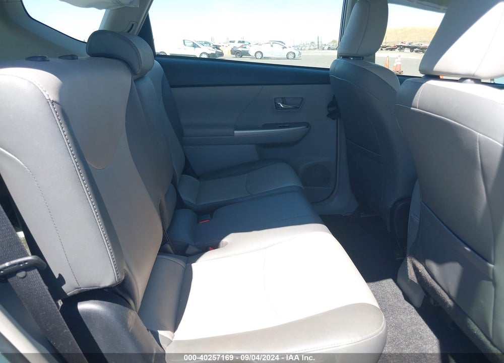 2017 TOYOTA PRIUS V FOUR VIN: JTDZN3EUXHJ063988