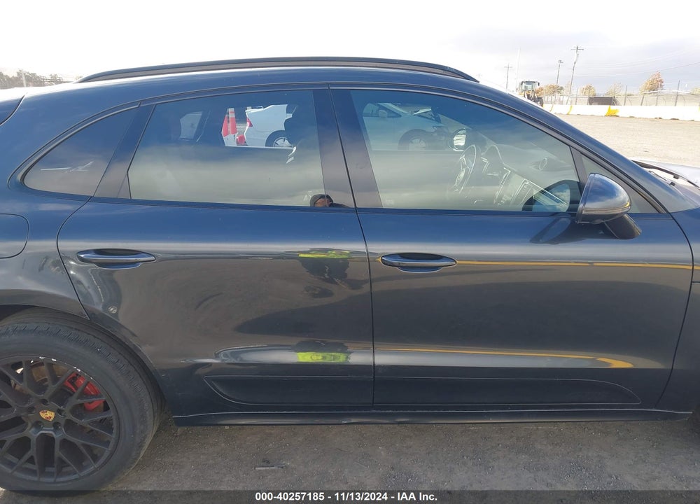 2017 PORSCHE MACAN GTS VIN: WP1AG2A54HLB55066