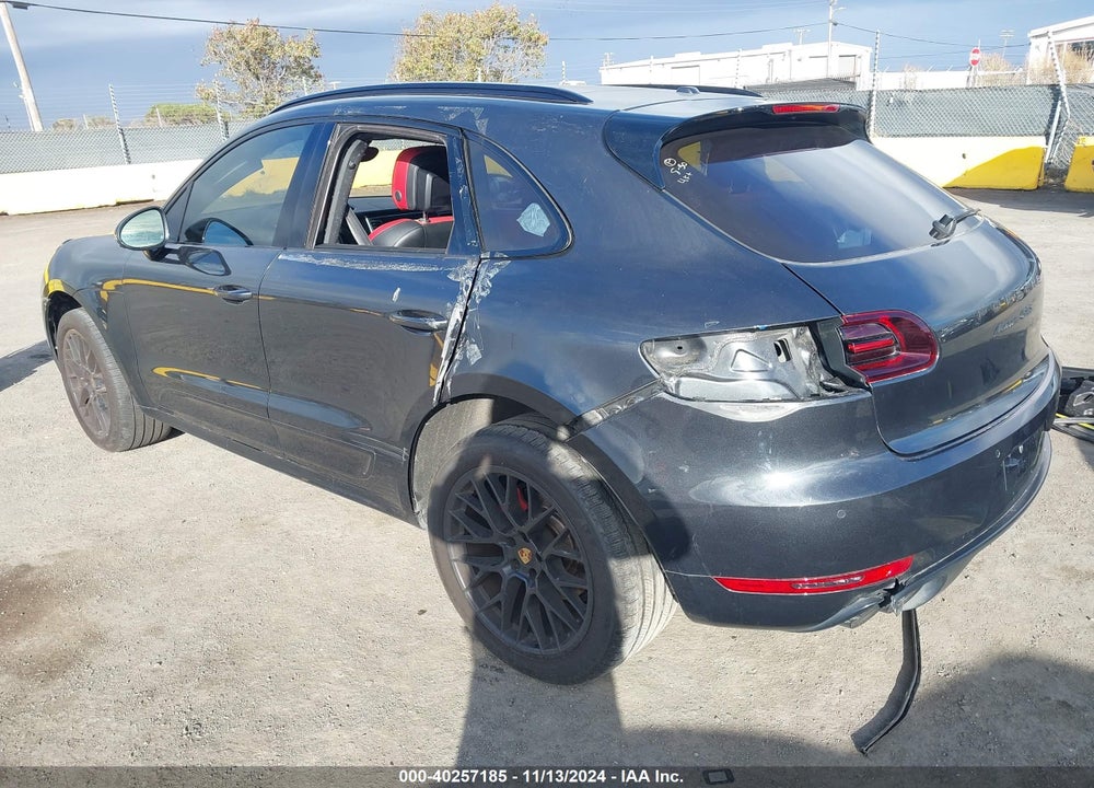 2017 PORSCHE MACAN GTS VIN: WP1AG2A54HLB55066