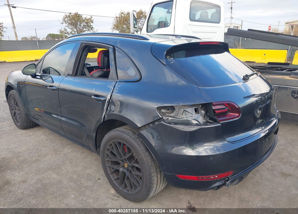 2017 PORSCHE MACAN GTS VIN: WP1AG2A54HLB55066