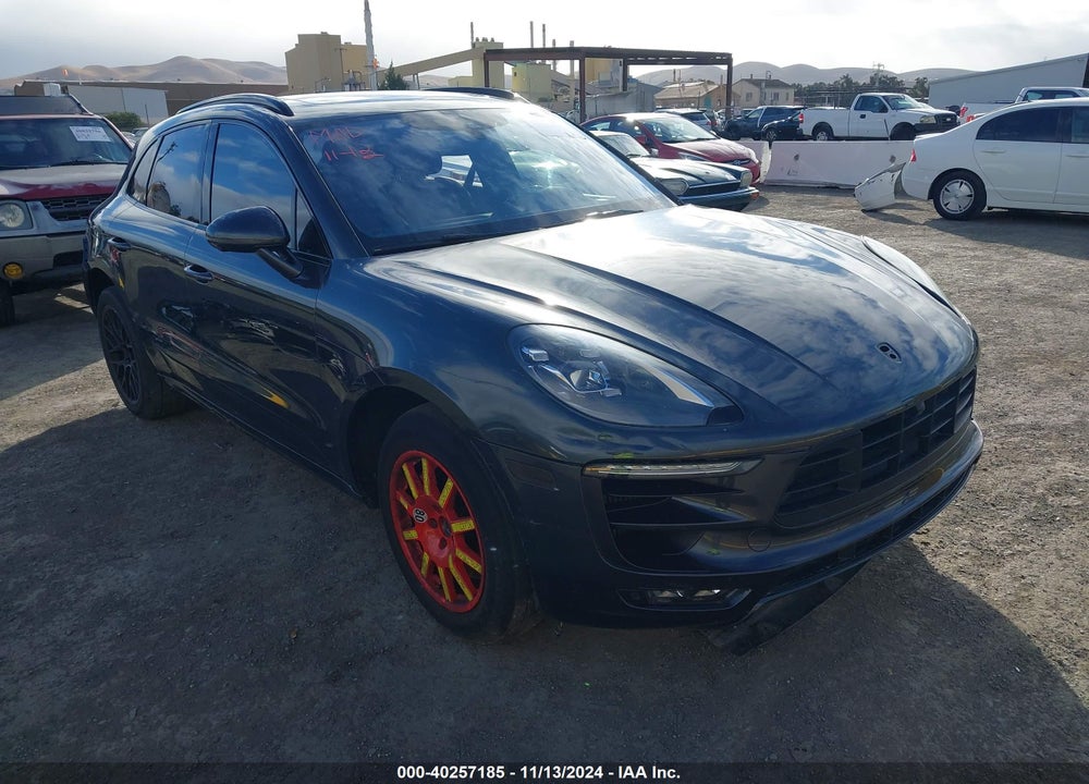 2017 PORSCHE MACAN GTS VIN: WP1AG2A54HLB55066