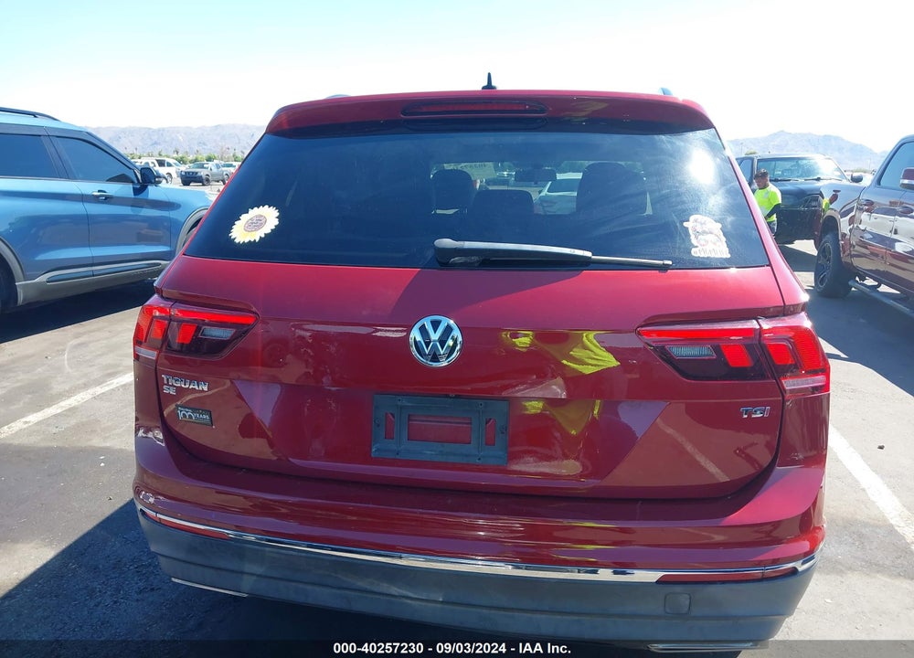2018 VOLKSWAGEN TIGUAN 2.0T SE/2.0T SEL VIN: 3VV3B7AX5JM011393