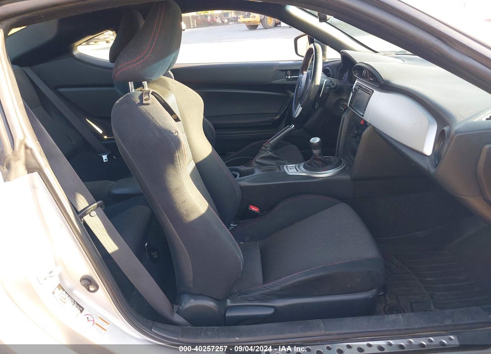 2013 SUBARU BRZ PREMIUM VIN: JF1ZCAB15D2607781