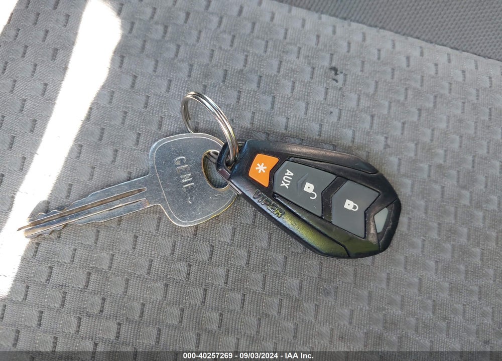 2007 HYUNDAI ACCENT GS VIN: KMHCM36C67U050761