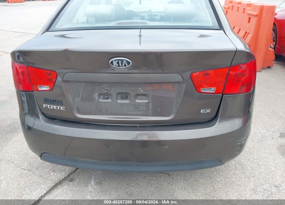 2013 KIA FORTE EX VIN: KNAFU4A26D5696181
