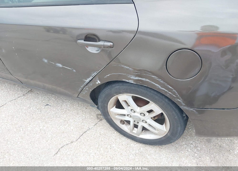 2013 KIA FORTE EX VIN: KNAFU4A26D5696181