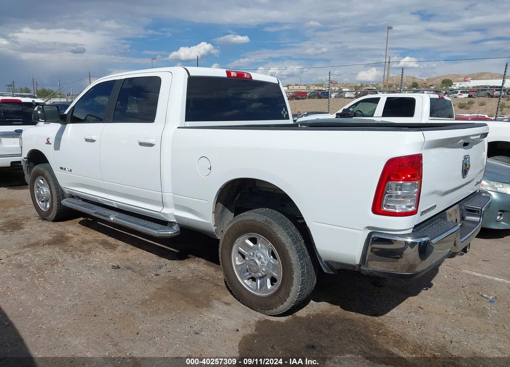 2022 RAM 2500 BIG HORN 4X4 6'4 BOX VIN: 3C6UR5DL8NG297182
