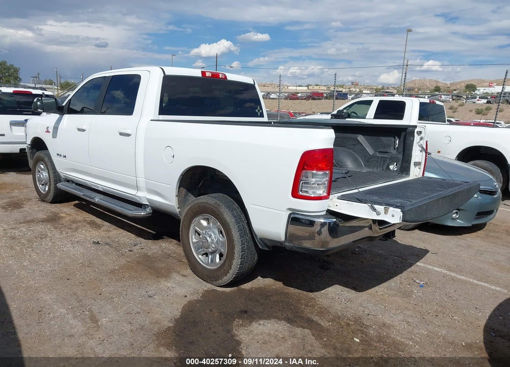 2022 RAM 2500 BIG HORN 4X4 6'4 BOX VIN: 3C6UR5DL8NG297182