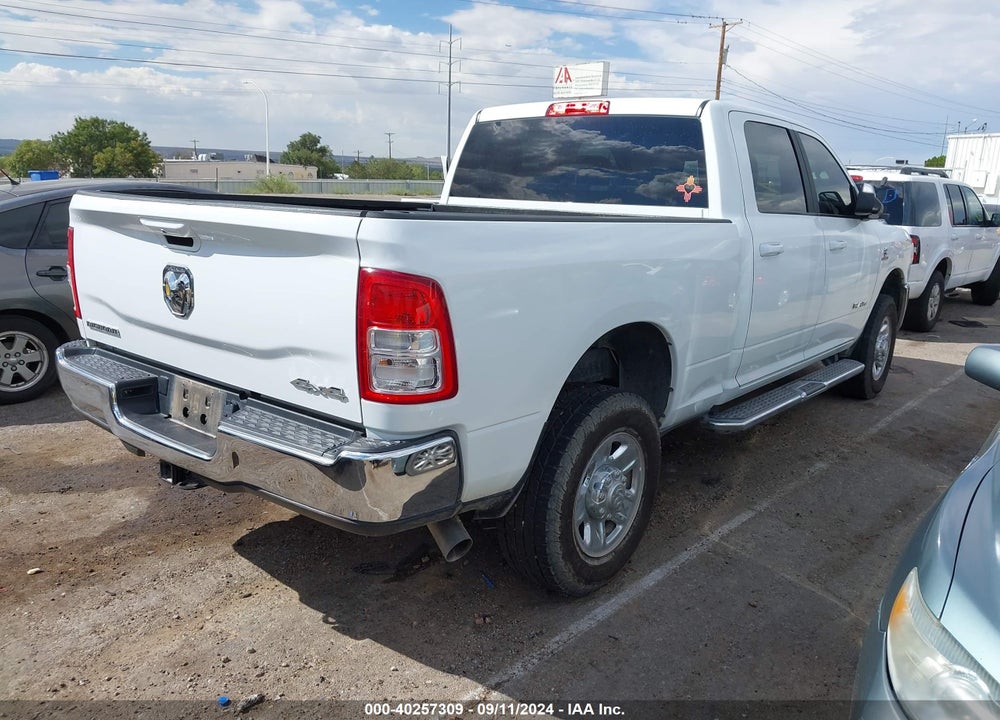 2022 RAM 2500 BIG HORN 4X4 6'4 BOX VIN: 3C6UR5DL8NG297182
