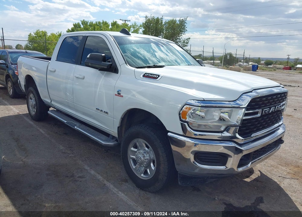 2022 RAM 2500 BIG HORN 4X4 6'4 BOX VIN: 3C6UR5DL8NG297182