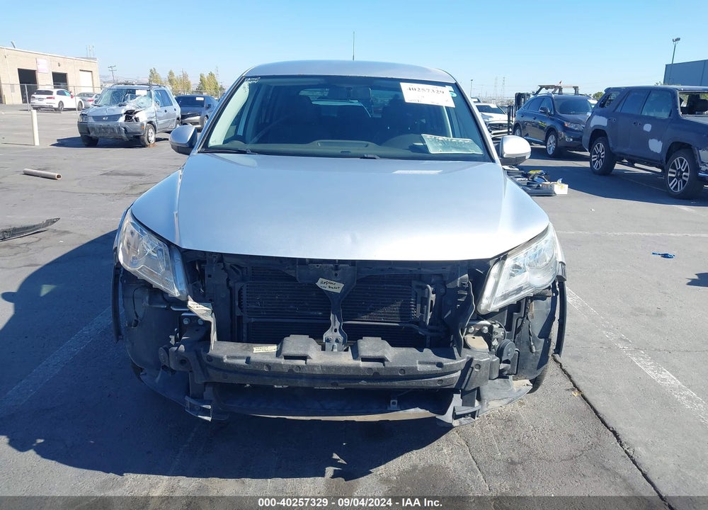 2011 VOLKSWAGEN TIGUAN VIN: WVGAV7AX3BW533062