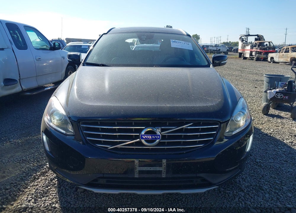 2017 VOLVO XC60 T5 INSCRIPTION VIN: YV440MRU3H2013062