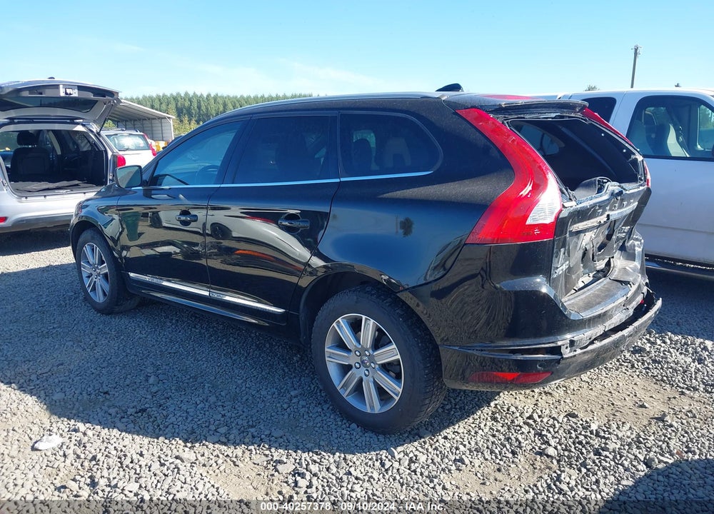 2017 VOLVO XC60 T5 INSCRIPTION VIN: YV440MRU3H2013062