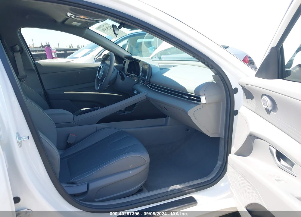 2023 HYUNDAI ELANTRA SEL VIN: 5NPLM4AGXPH108806