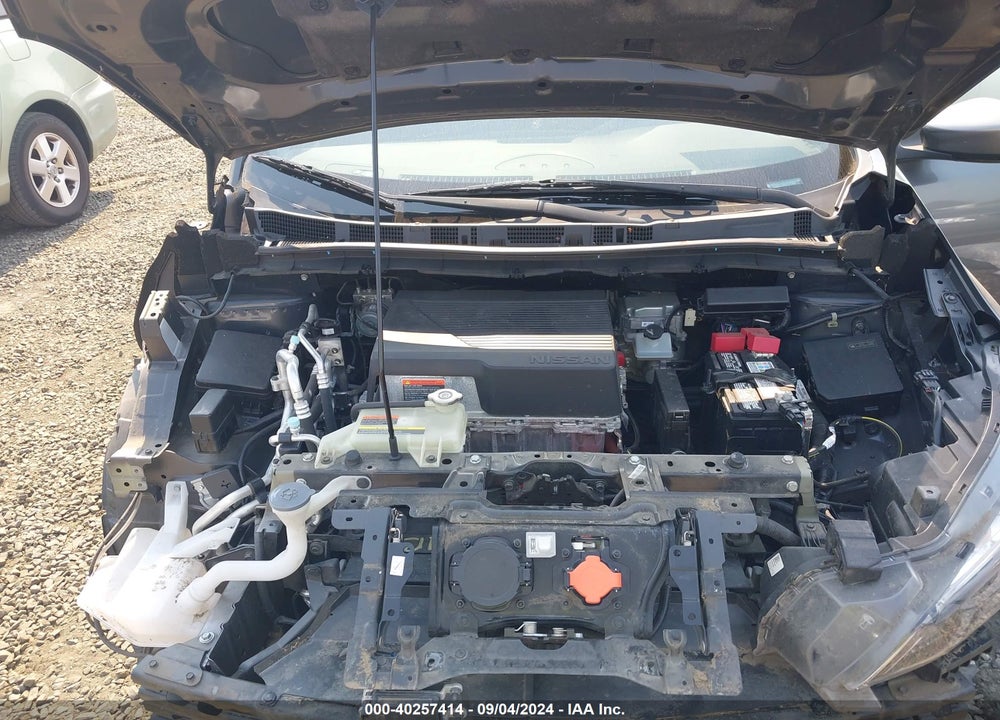 2018 NISSAN LEAF SV VIN: 1N4AZ1CP9JC311909