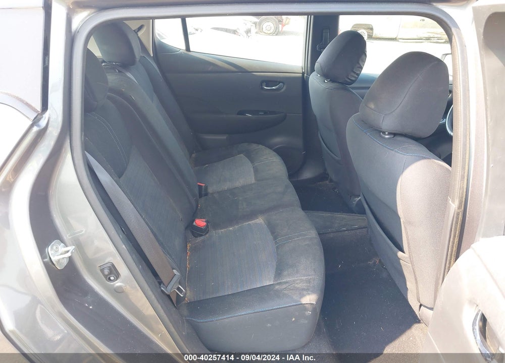 2018 NISSAN LEAF SV VIN: 1N4AZ1CP9JC311909