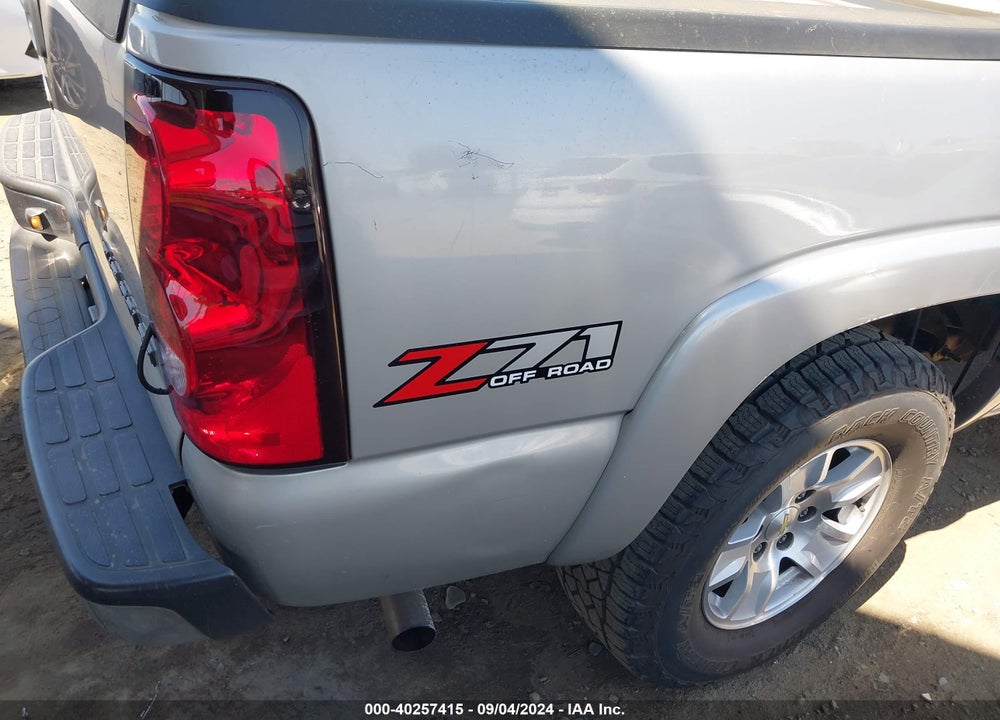 2006 CHEVROLET SILVERADO 1500 LT3 VIN: 2GCEK13T261174368
