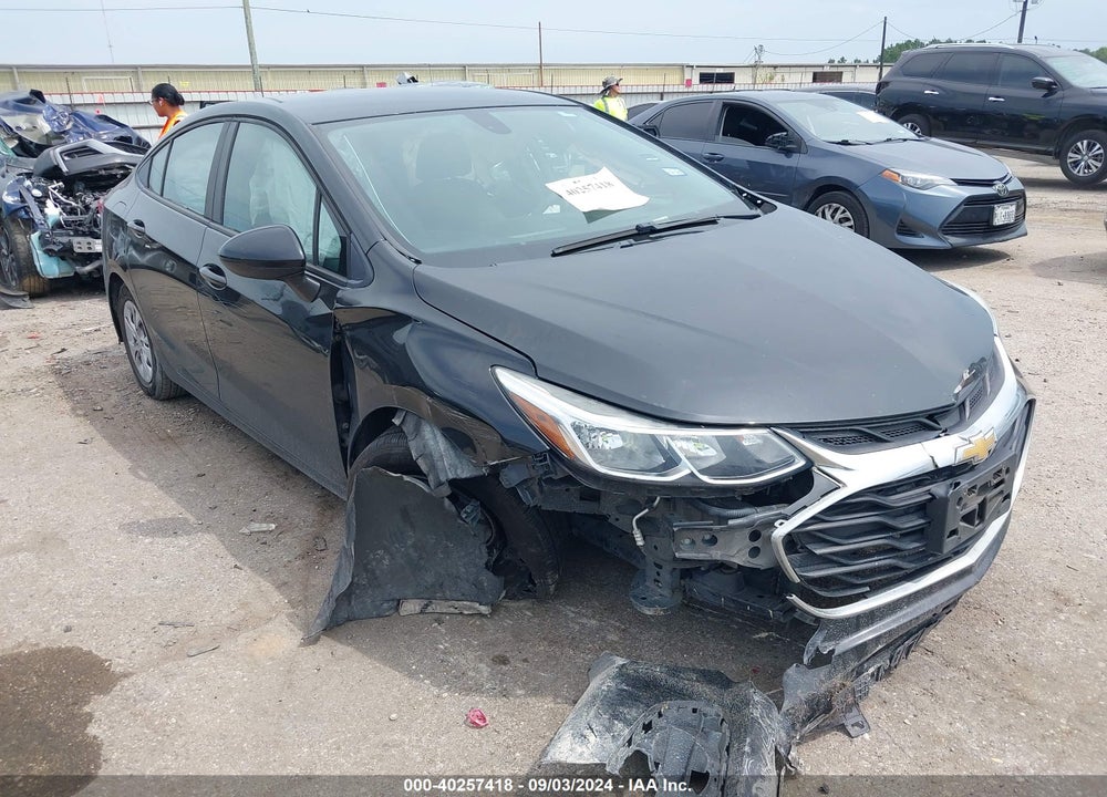 2019 CHEVROLET CRUZE LS VIN: 1G1BC5SM5K7118819