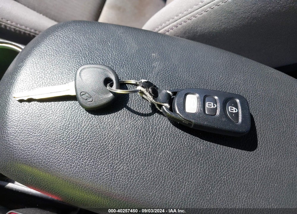 2016 HYUNDAI ELANTRA SE VIN: 5NPDH4AE6GH666546
