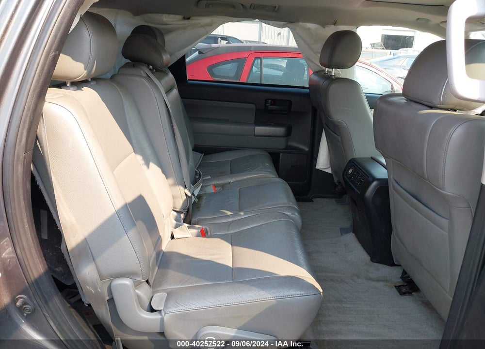 2011 TOYOTA SEQUOIA SR5 5.7L V8 VIN: 5TDBY5G19BS049517