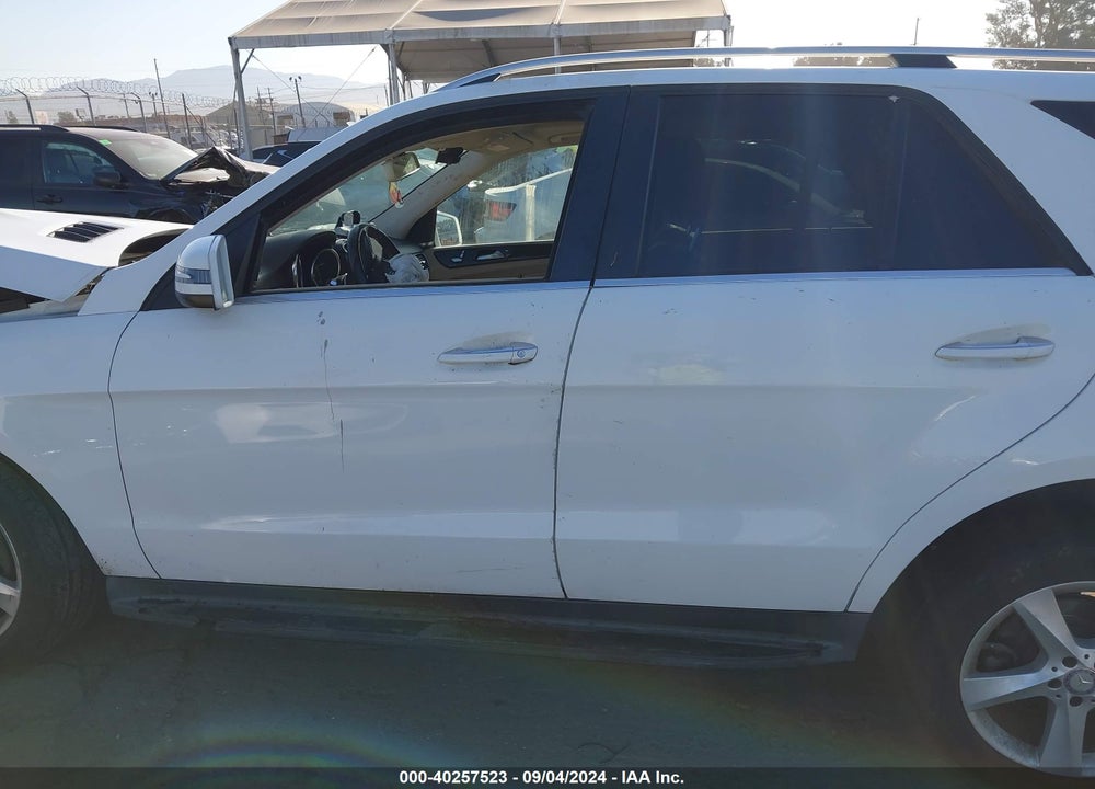 2017 MERCEDES-BENZ GLE 350 VIN: 4JGDA5JB8HA832733