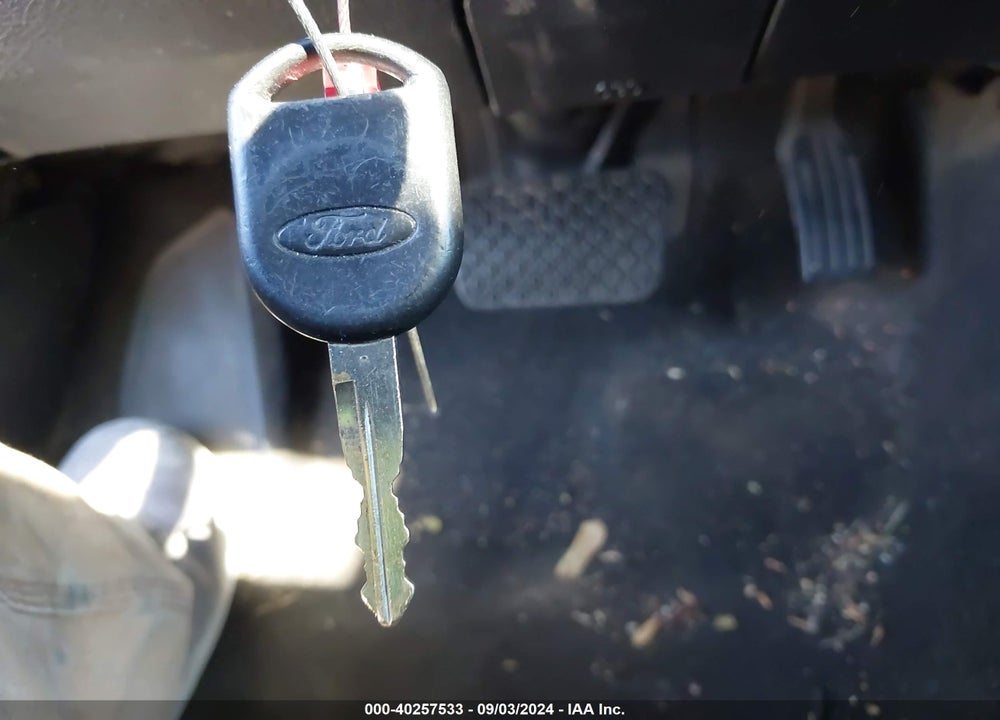 2008 FORD FUSION SE VIN: 3FAHP07Z88R256696