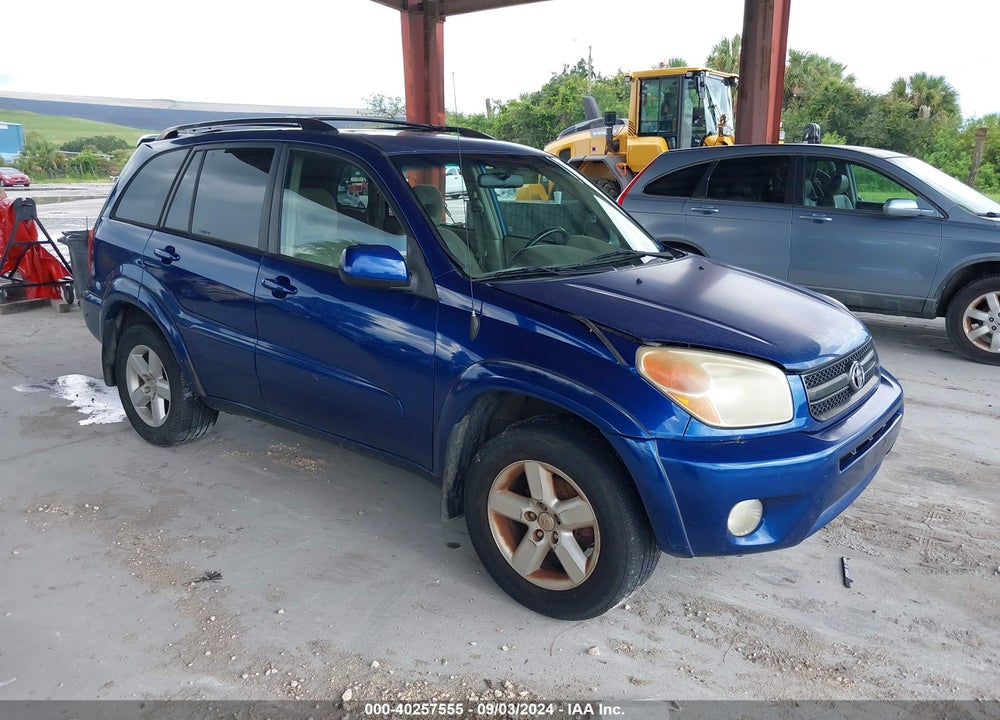 2005 TOYOTA RAV4 VIN: JTEHD20V456037695