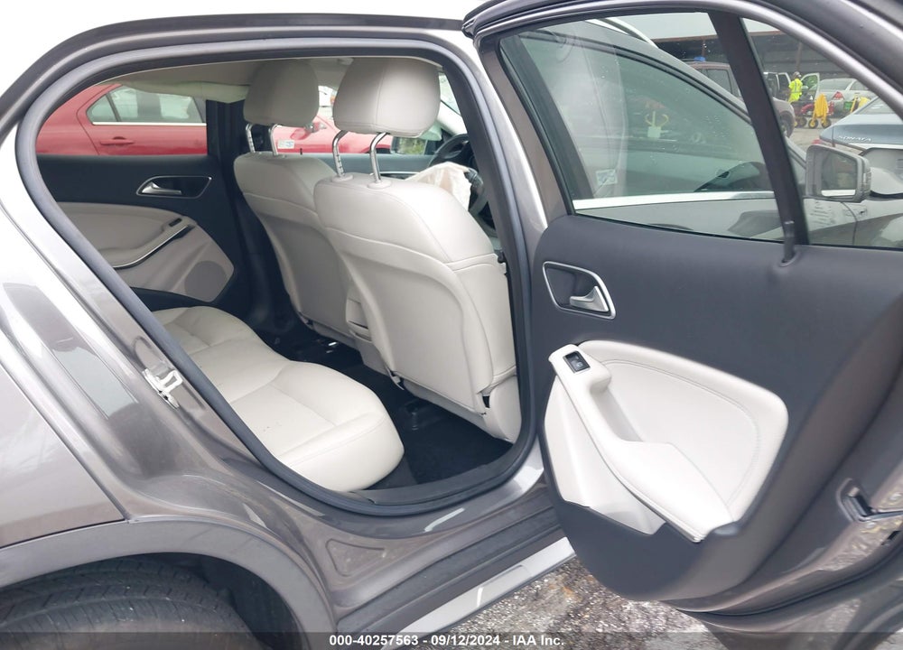 2015 MERCEDES-BENZ GLA-CLASS GLA 250 VIN: WDCTG4GB8FJ115031
