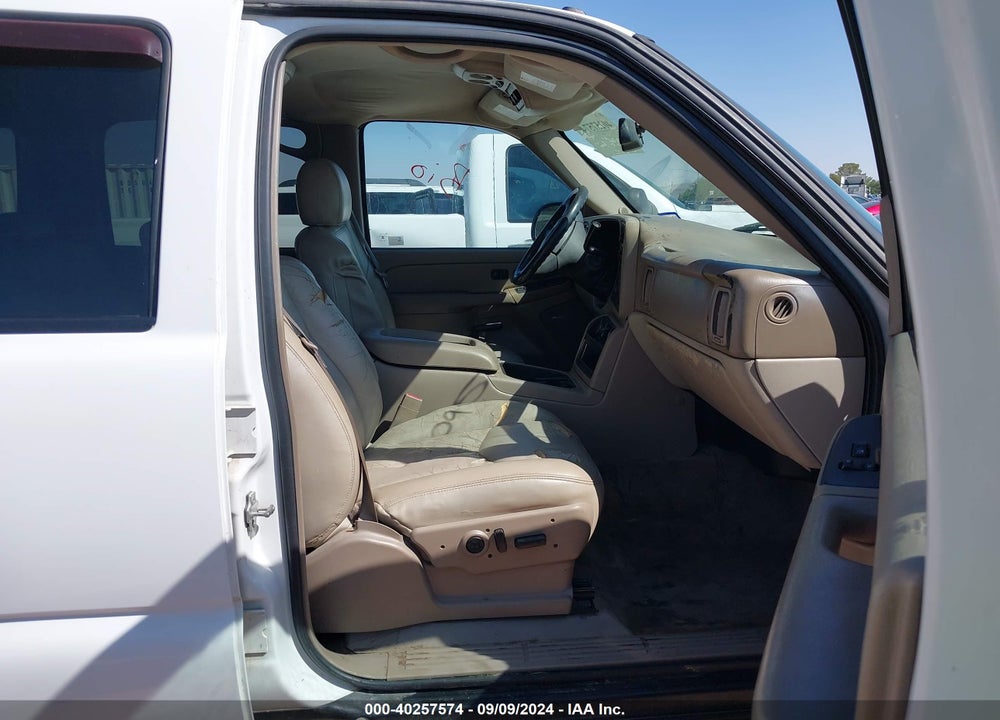 2004 CHEVROLET SUBURBAN 1500 Z71 VIN: 3GNFK16ZX4G304655