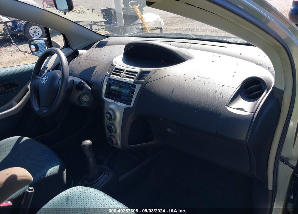 2008 TOYOTA YARIS VIN: JTDJT903585179385