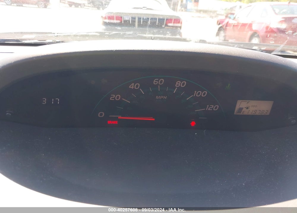 2008 TOYOTA YARIS VIN: JTDJT903585179385