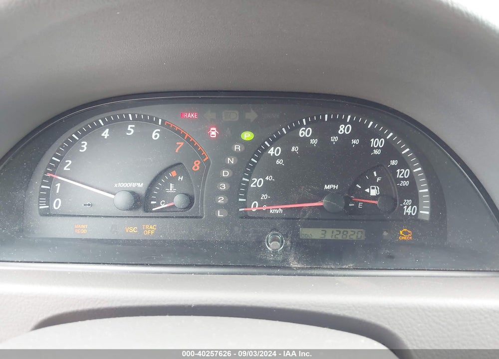 2004 TOYOTA CAMRY XLE V6 VIN: 4T1BF32K64U080177