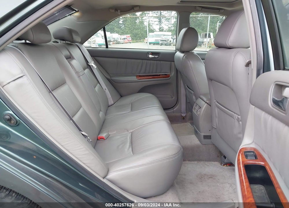 2004 TOYOTA CAMRY XLE V6 VIN: 4T1BF32K64U080177