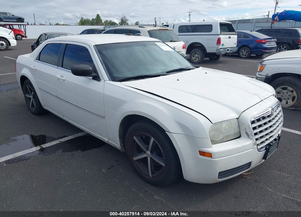 2008 CHRYSLER 300 LX VIN: 2C3LA43R48H218174