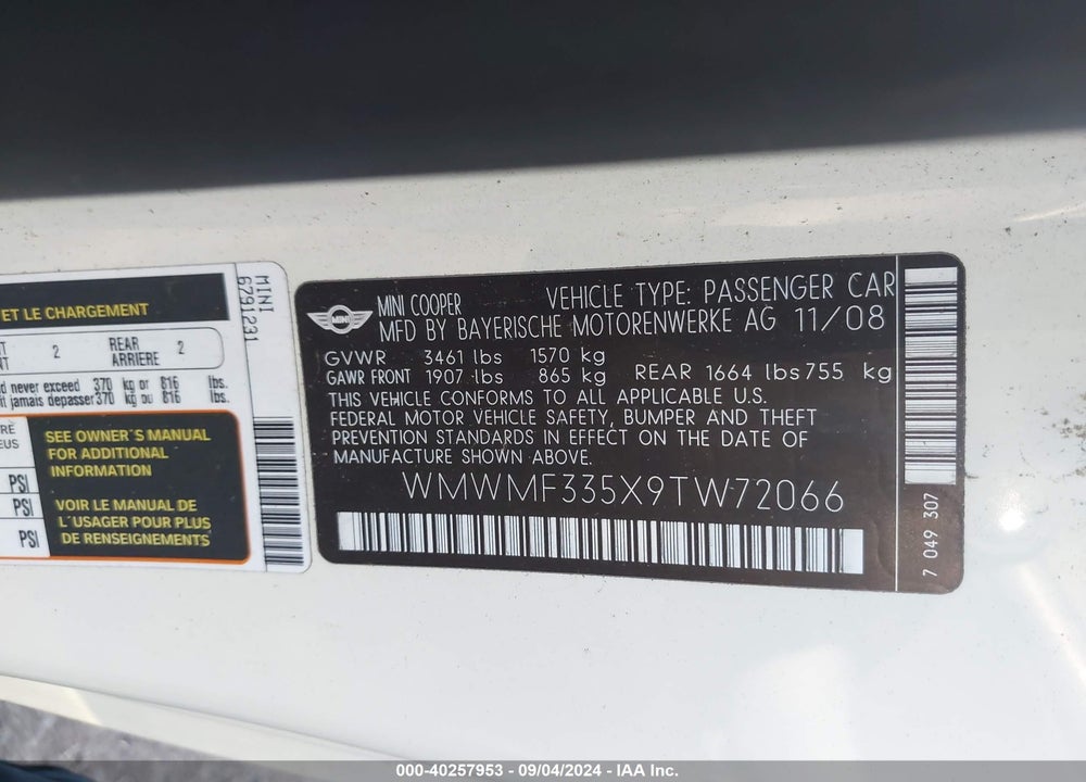 2009 MINI COOPER VIN: WMWMF335X9TW72066