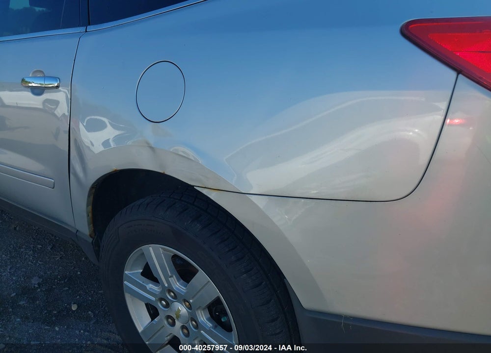 2012 CHEVROLET TRAVERSE 1LT VIN: 1GNKVGED8CJ210690