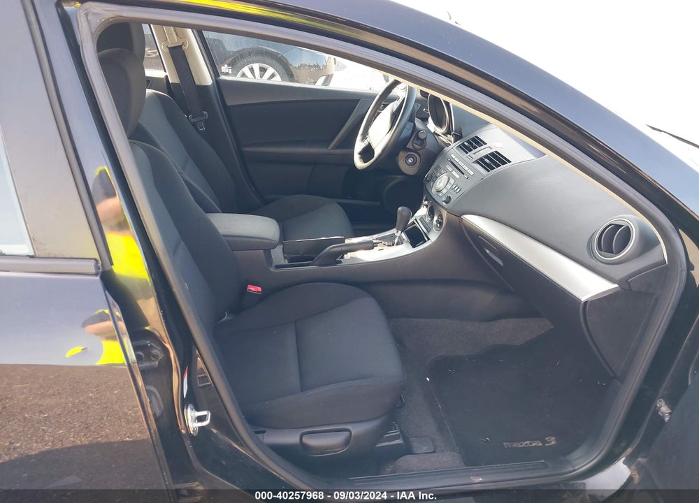 2010 MAZDA 3 I TOURING VIN: JM1BL1SG7A1351967