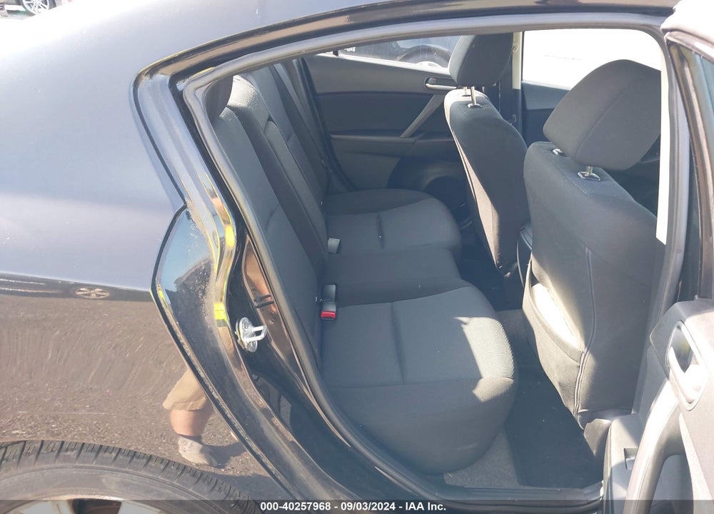 2010 MAZDA 3 I TOURING VIN: JM1BL1SG7A1351967