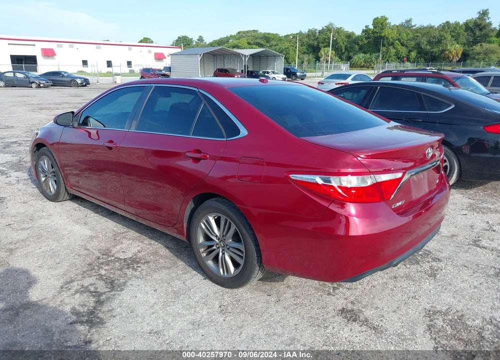 2015 TOYOTA CAMRY SE VIN: 4T1BF1FKXFU945122
