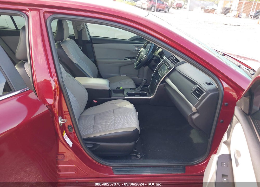 2015 TOYOTA CAMRY SE VIN: 4T1BF1FKXFU945122