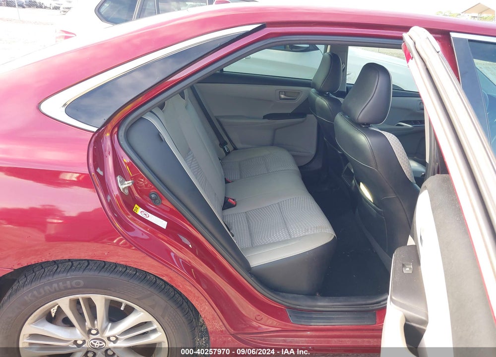 2015 TOYOTA CAMRY SE VIN: 4T1BF1FKXFU945122