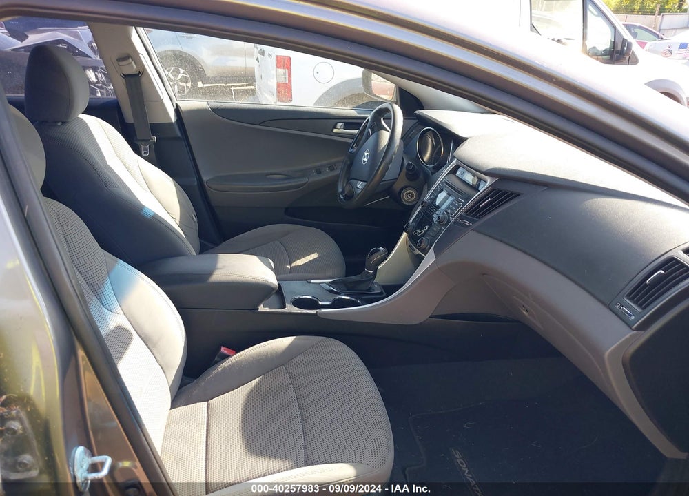 2011 HYUNDAI SONATA GLS VIN: 5NPEB4AC9BH162652