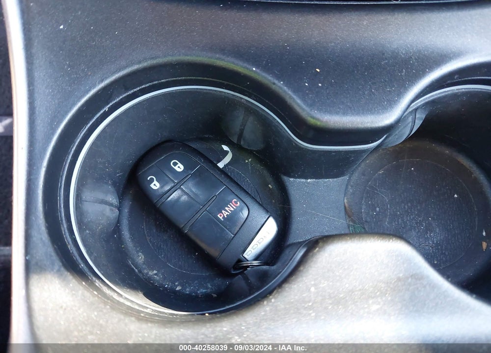 2011 DODGE JOURNEY VIN: 3D4PG1FG5BT517663